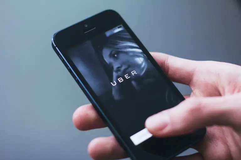 Uber app displayed on a smartphone before a Florida rideshare accident claim